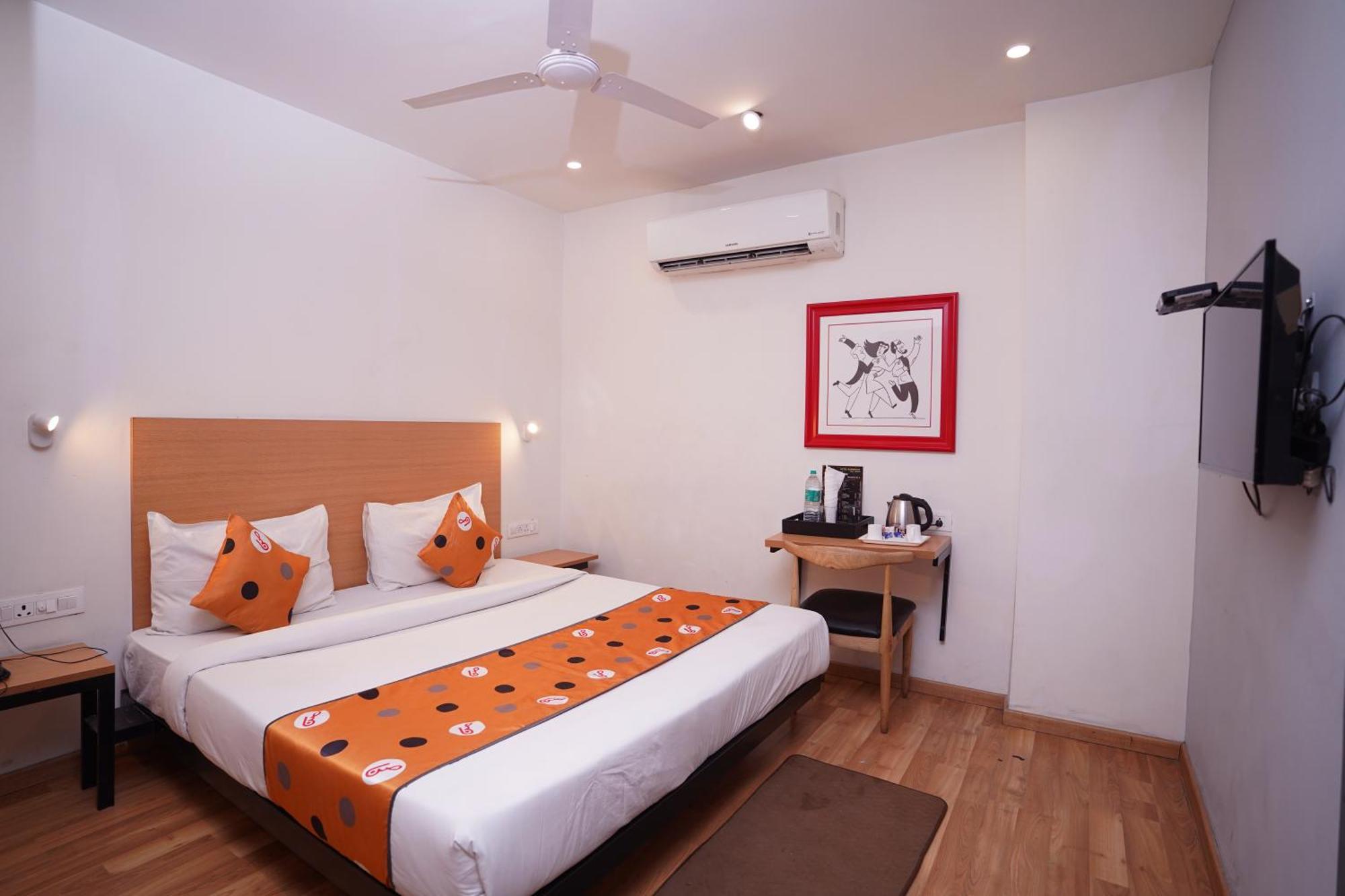 Hotel Mira Residency- Outer Ring Road, Paschim Vihar Delhi  Exterior photo