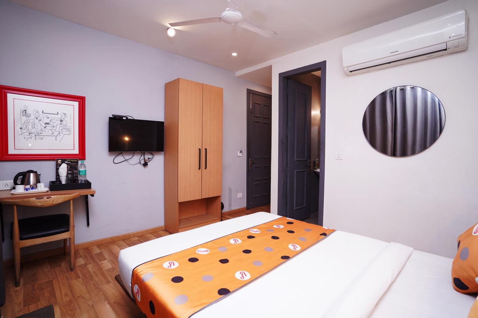 Hotel Mira Residency- Outer Ring Road, Paschim Vihar Delhi  Exterior photo
