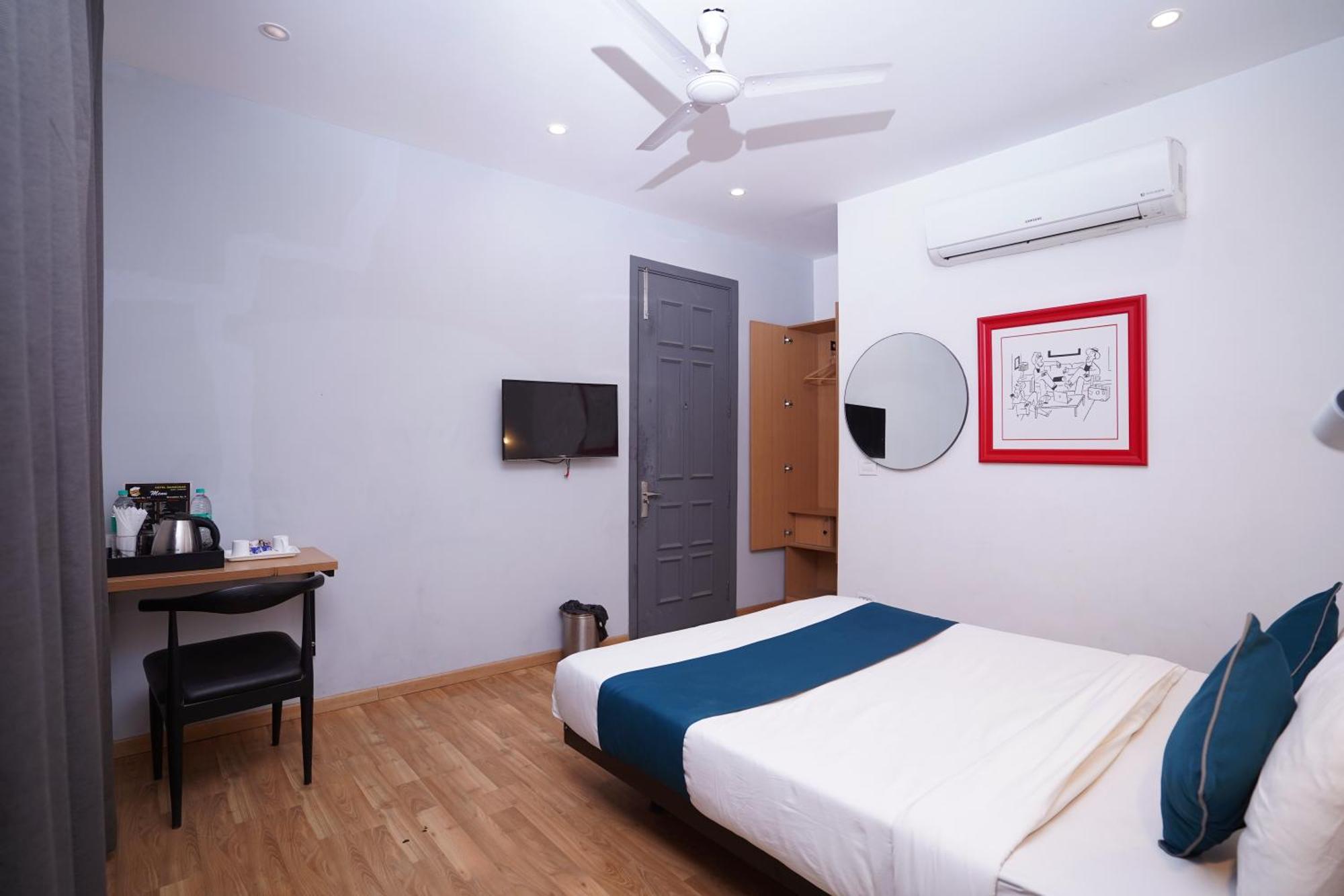 Hotel Mira Residency- Outer Ring Road, Paschim Vihar Delhi  Exterior photo