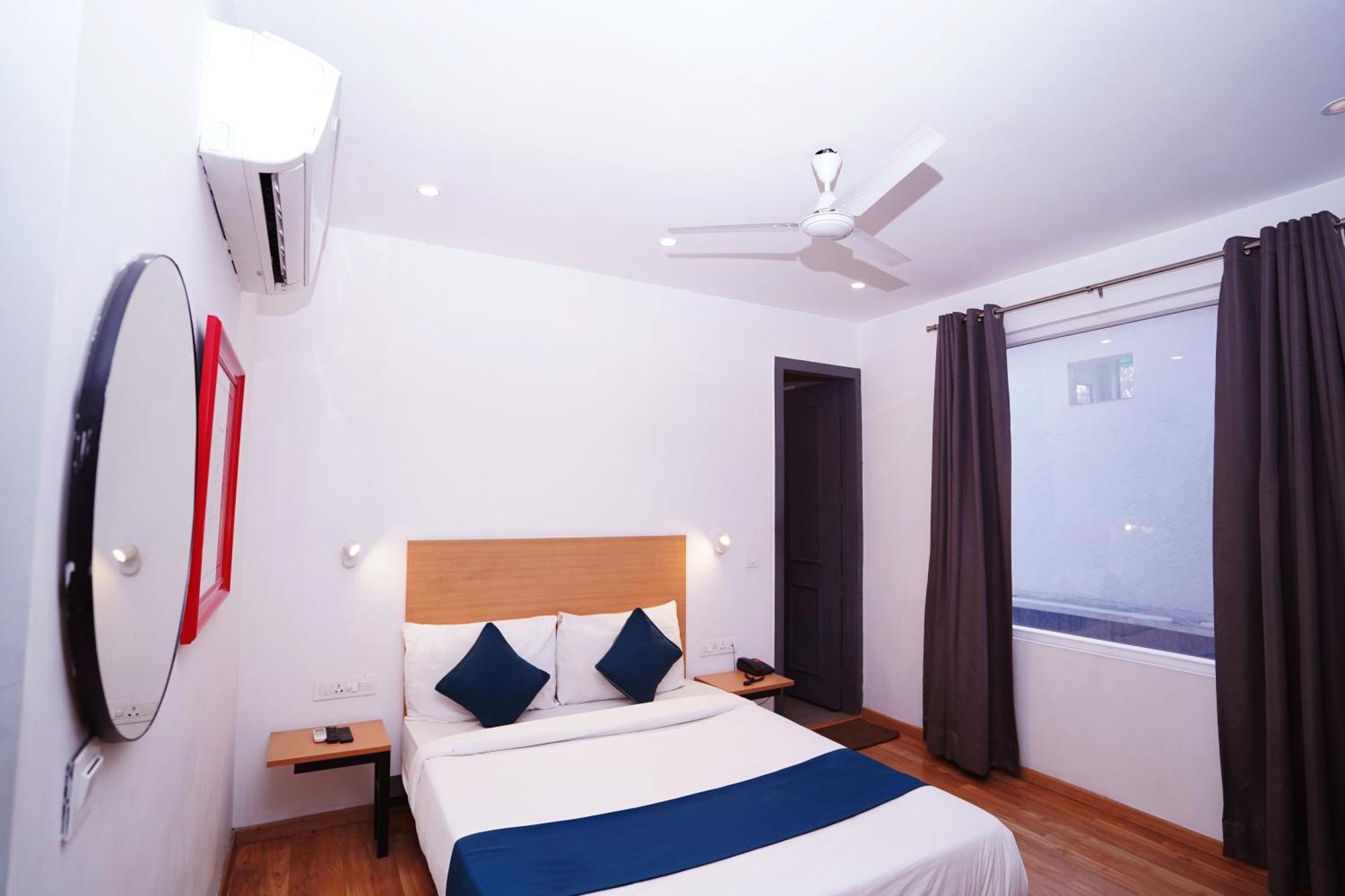 Hotel Mira Residency- Outer Ring Road, Paschim Vihar Delhi  Exterior photo