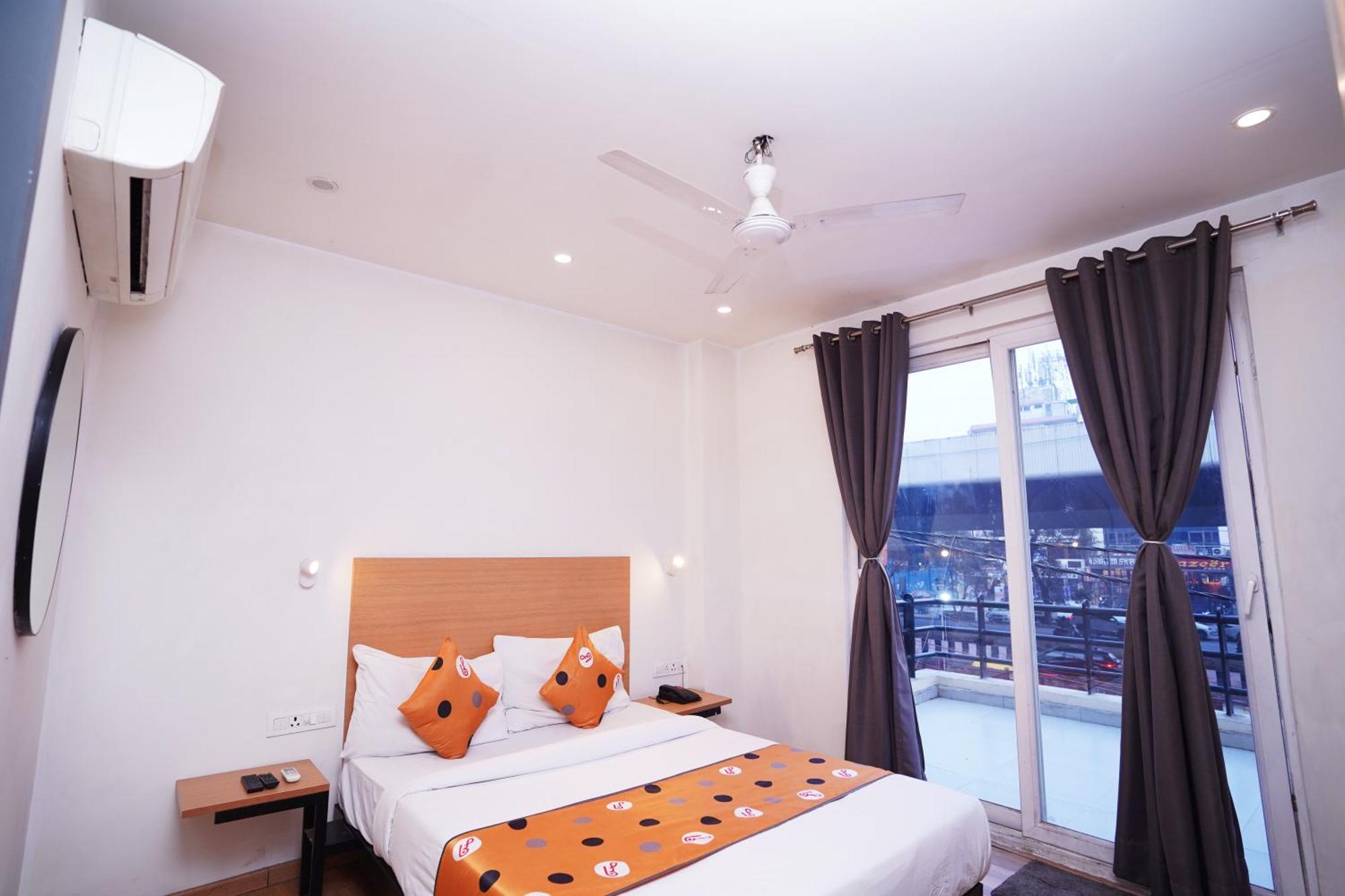 Hotel Mira Residency- Outer Ring Road, Paschim Vihar Delhi  Exterior photo
