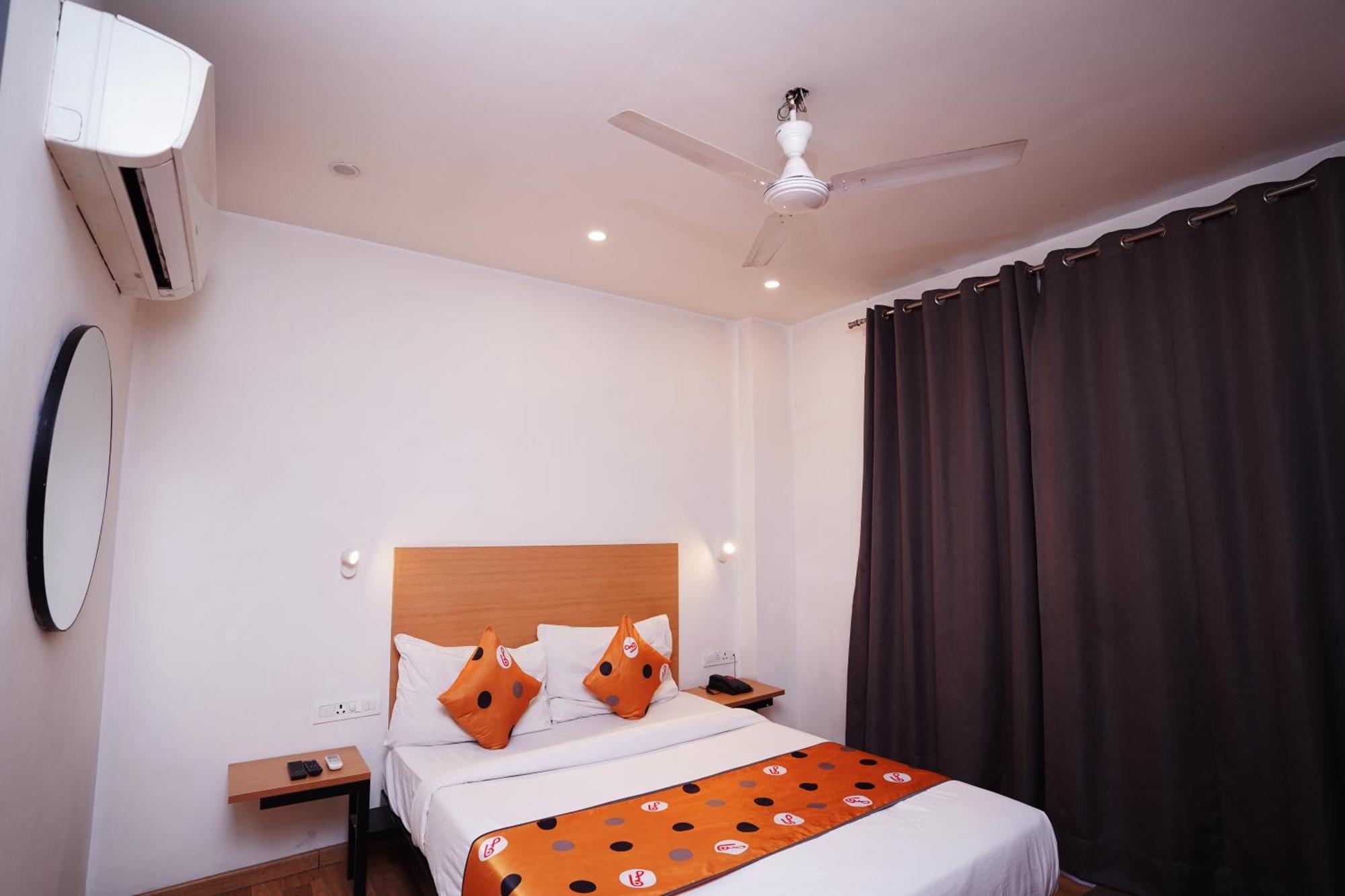 Hotel Mira Residency- Outer Ring Road, Paschim Vihar Delhi  Exterior photo